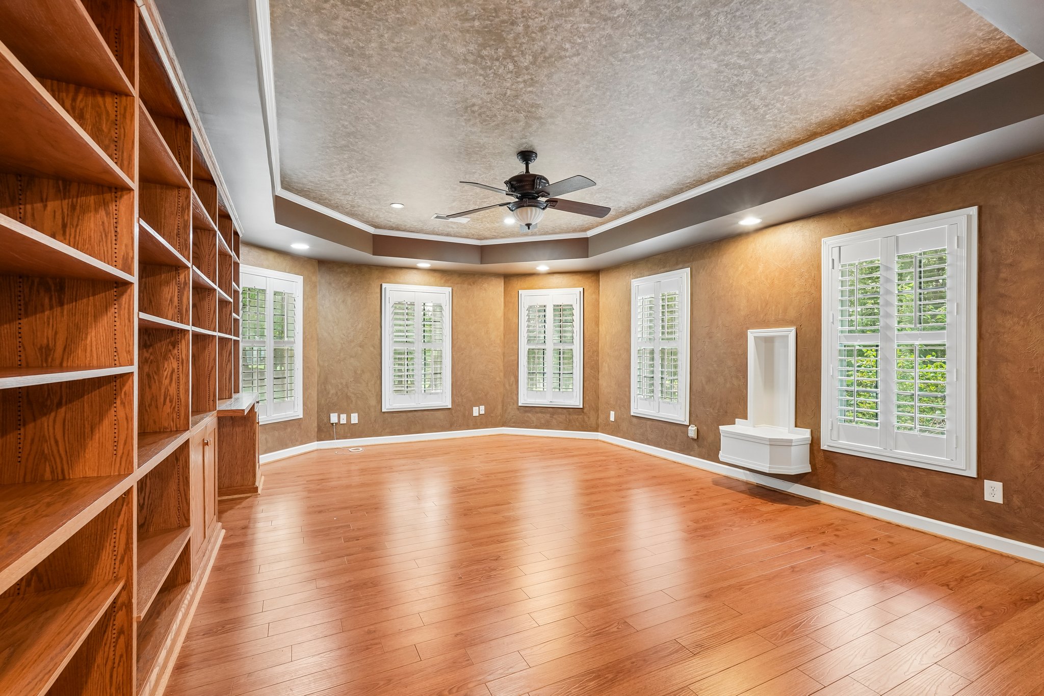 205 Fairway Overlook D-S2209-073.jpg
