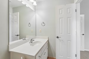 205 Fairway Overlook D-S2209-057.jpg