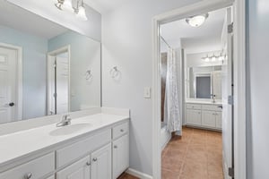 205 Fairway Overlook D-S2209-064.jpg