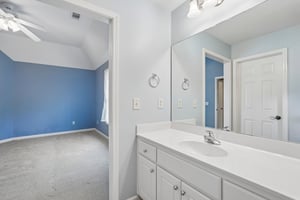 205 Fairway Overlook D-S2209-065.jpg