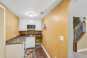 205 Fairway Overlook D-S2209-076.jpg