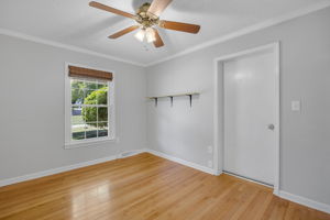  Photo 37