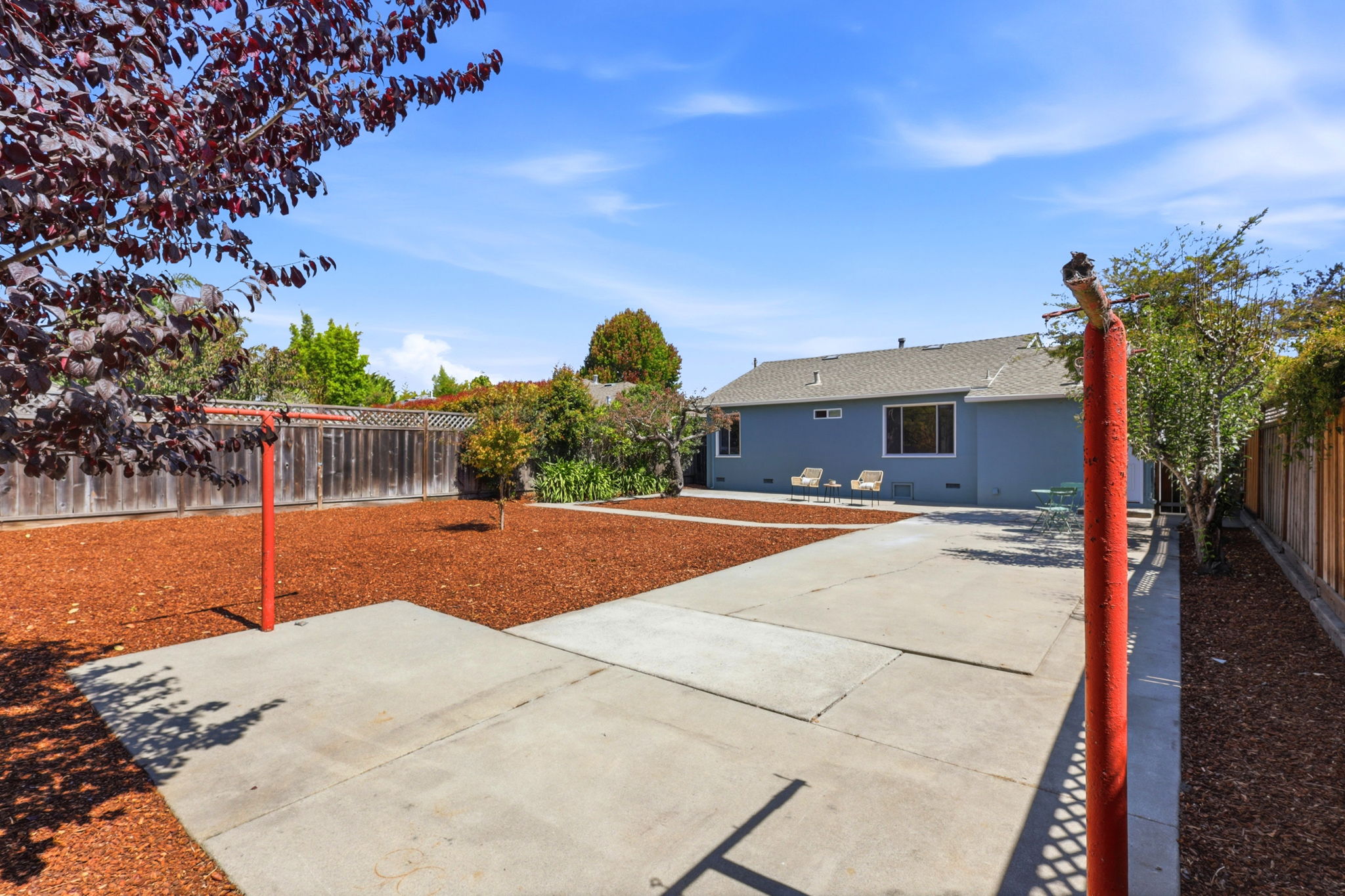 031_F8_205 Miramar Dr