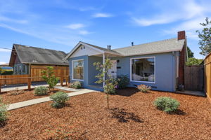 006_F8_205 Miramar Dr