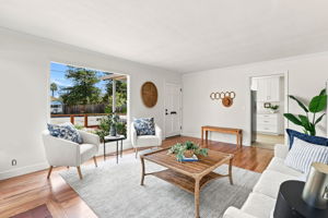 011_F8_205 Miramar Dr