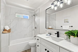 023_F8_205 Miramar Dr