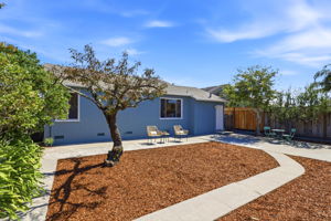 028_F8_205 Miramar Dr