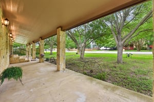 N Ave E-S2206-009.jpg