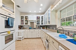 N Ave E-S2206-021.jpg