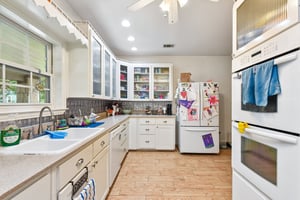 N Ave E-S2206-022.jpg