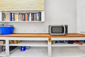 N Ave E-S2206-043.jpg
