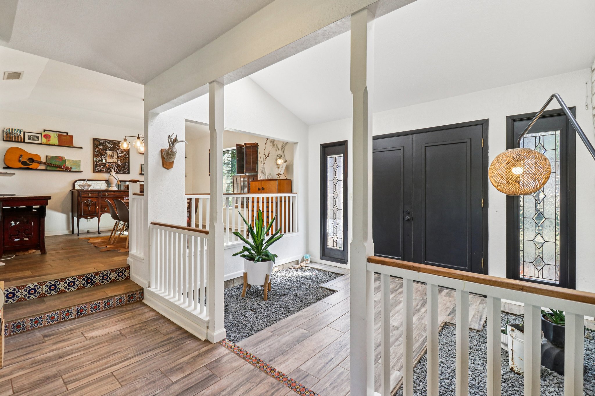 Northwood Hills Dr-S0411-014.jpg