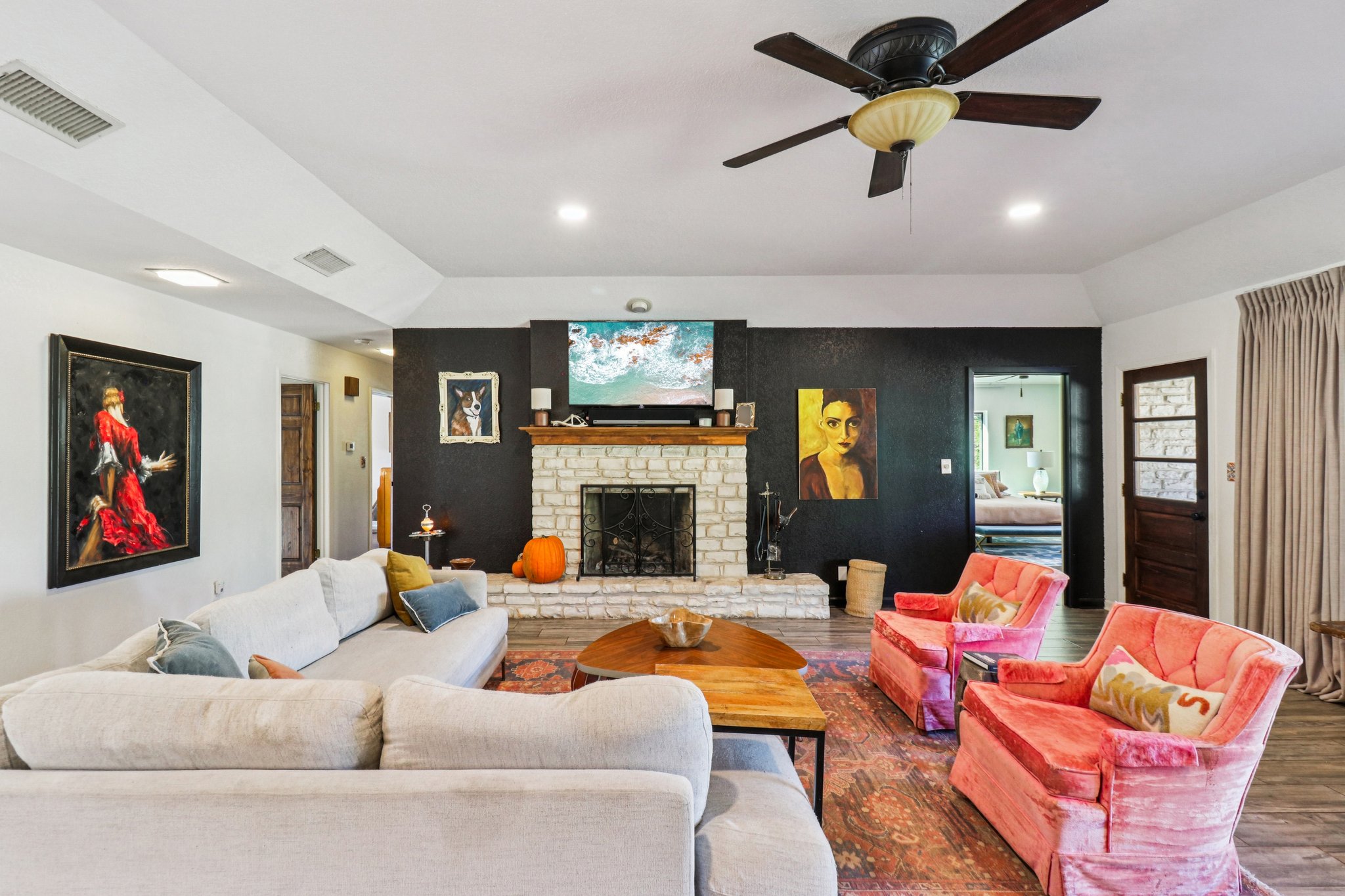 Northwood Hills Dr-S0411-019.jpg