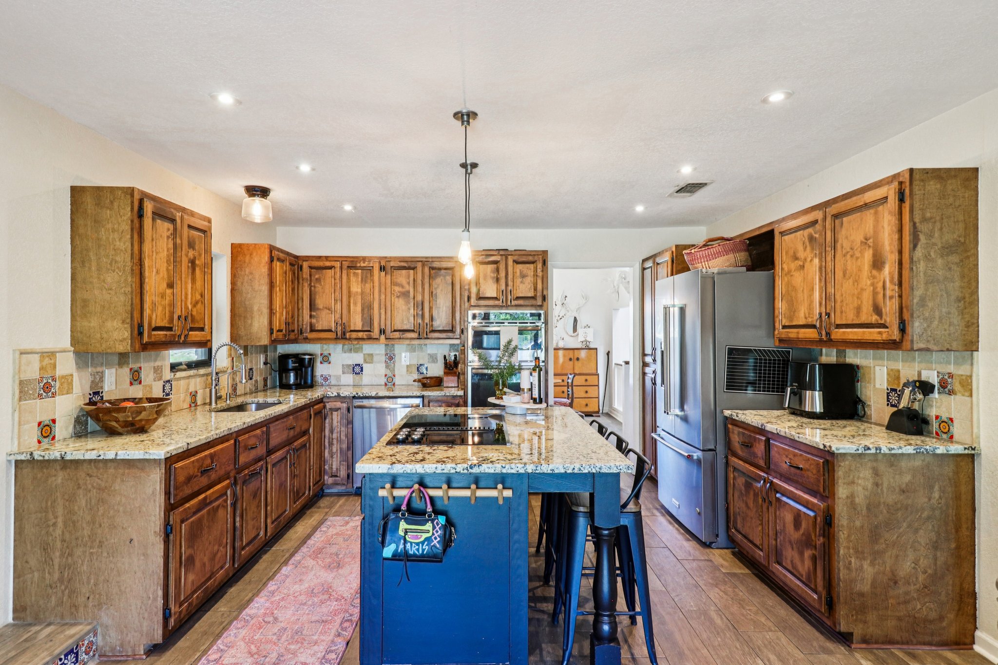 Northwood Hills Dr-S0411-025.jpg