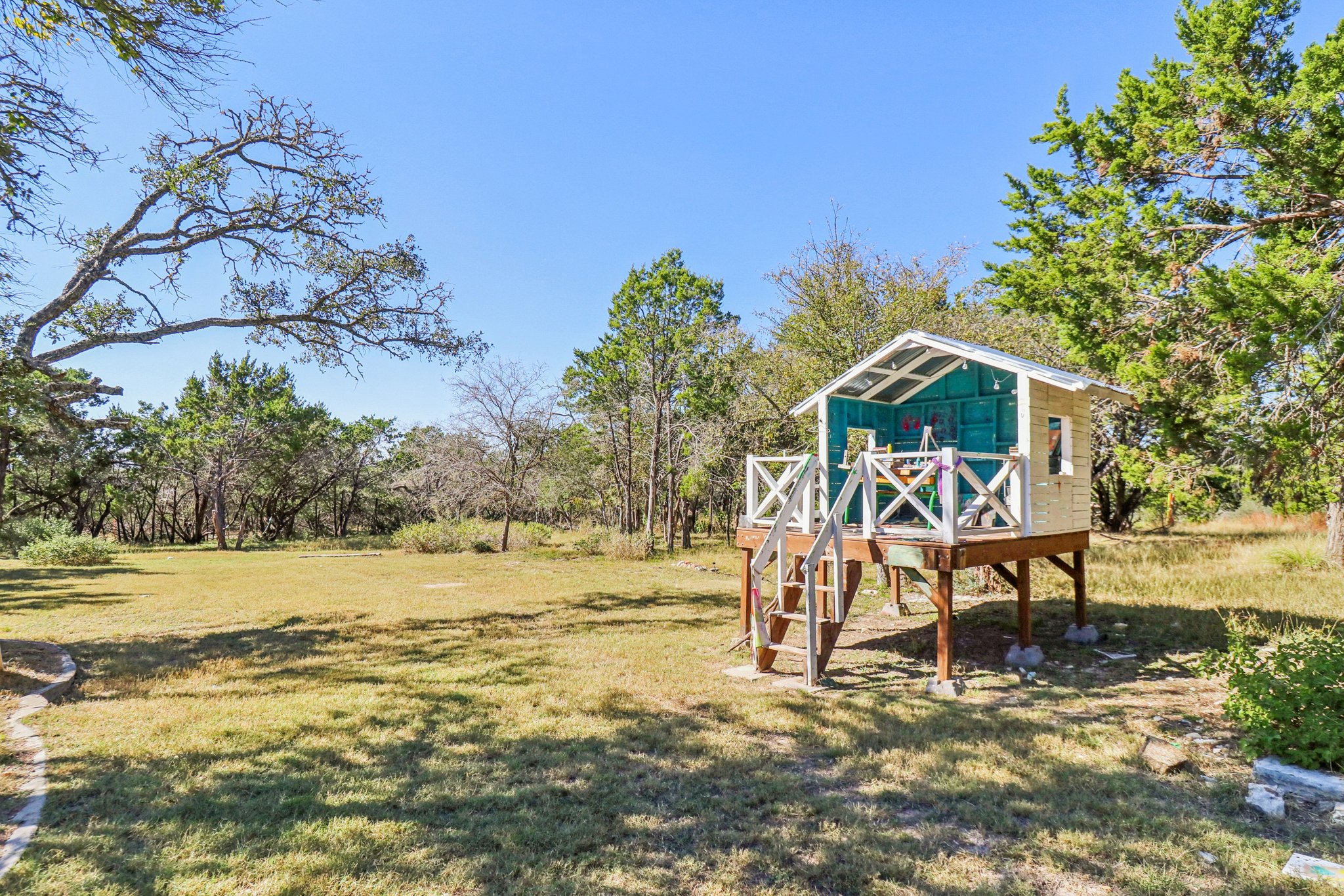 Northwood Hills Dr-S0411-049.jpg