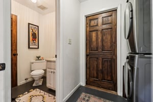 Northwood Hills Dr-S0411-028.jpg