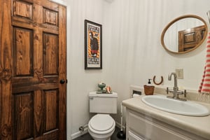 Northwood Hills Dr-S0411-029.jpg