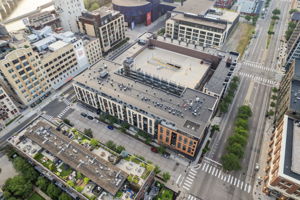  Photo 98