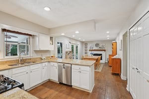 Pine Lake Dr-2406-025.jpg
