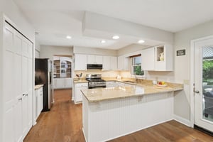 Pine Lake Dr-2406-026.jpg