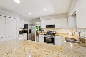 Pine Lake Dr-2406-028.jpg