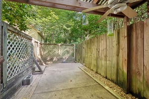 Pine Lake Dr-2406-068.jpg