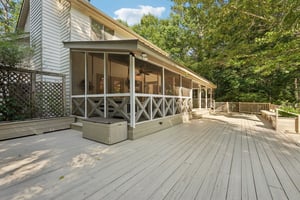 Pine Lake Dr-2406-073.jpg