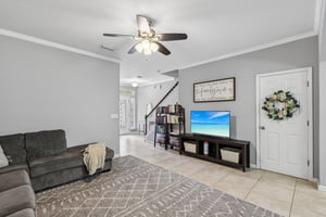Richmond Dr-S2506-009.jpg