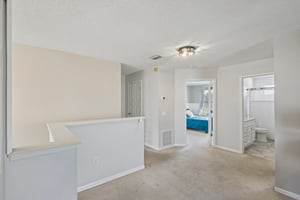 Rosana Dr-S2407-024.jpg