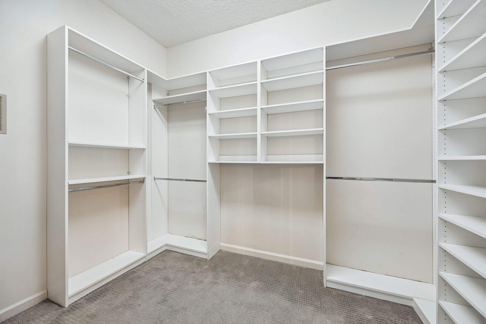 Primary Bedroom Closet