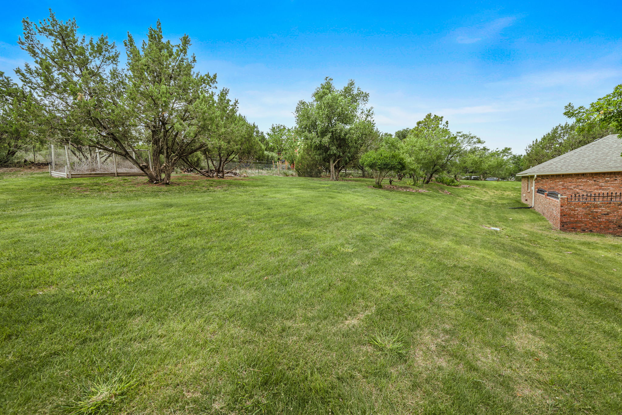 205 S Timbercreek Dr 05