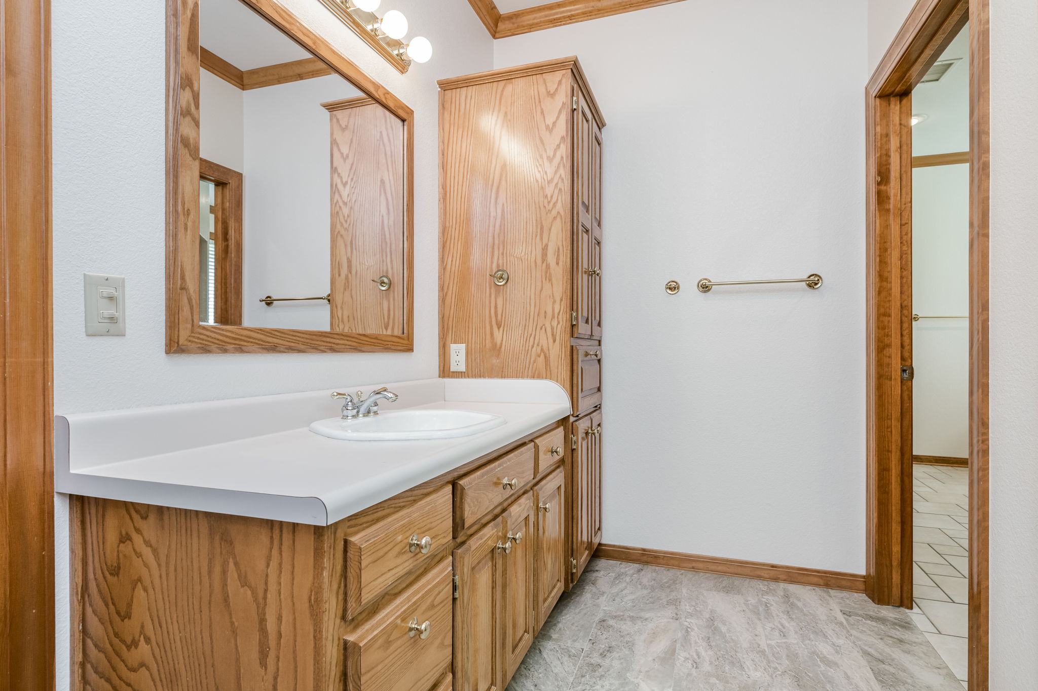 205 S Timbercreek Dr 16