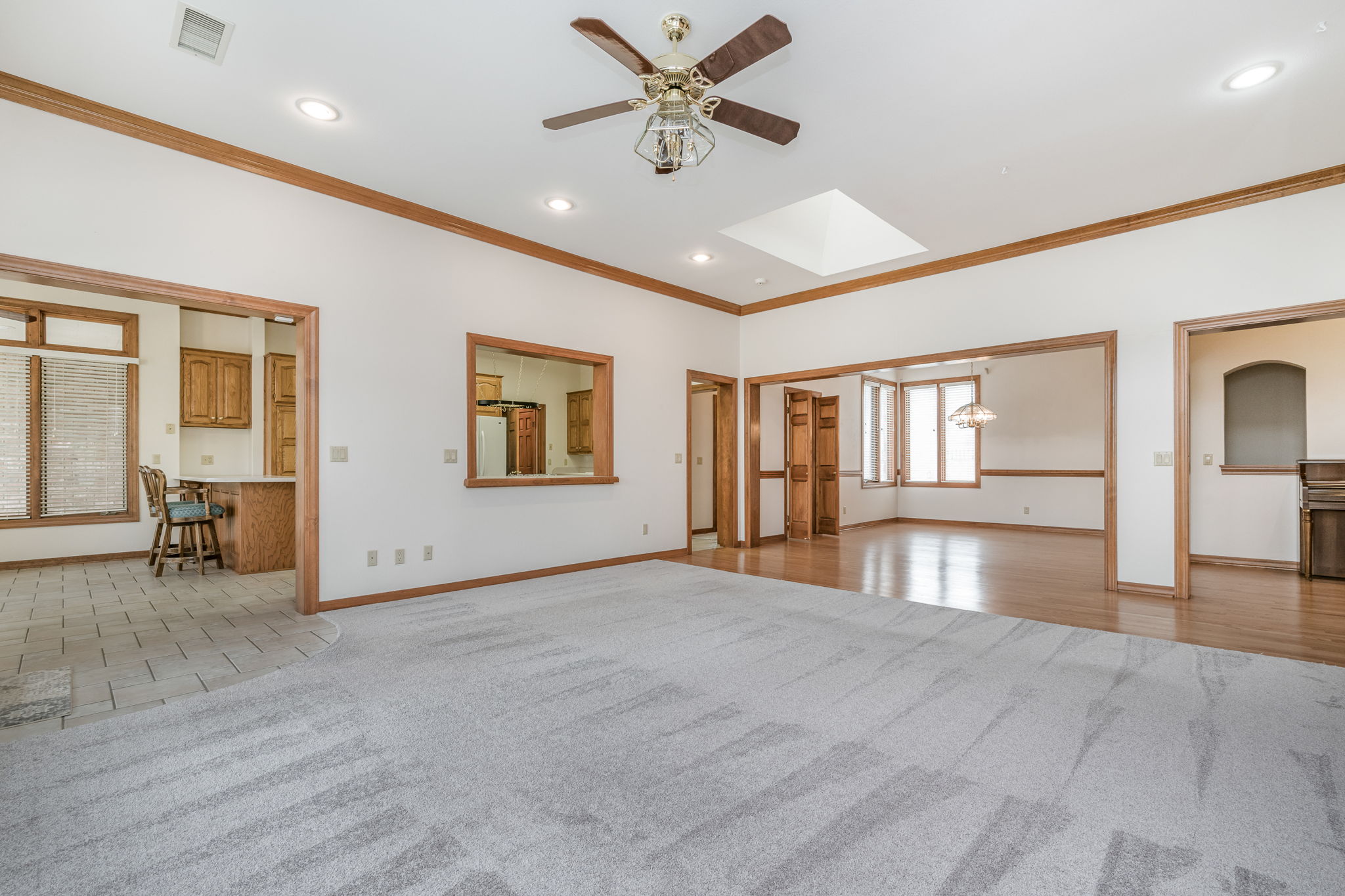 205 S Timbercreek Dr 25