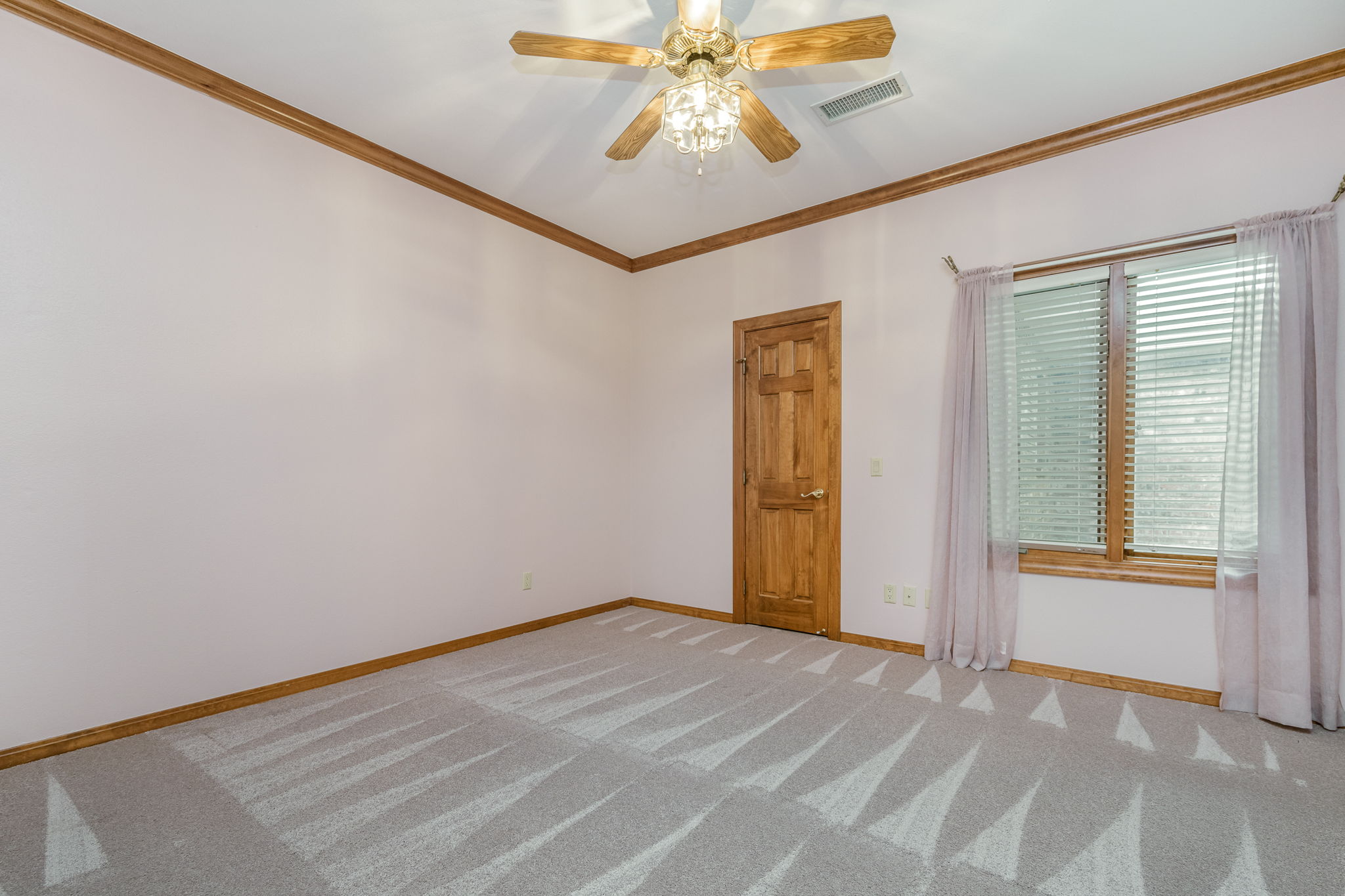 205 S Timbercreek Dr 34