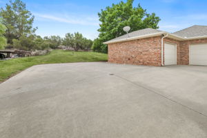 205 S Timbercreek Dr 04