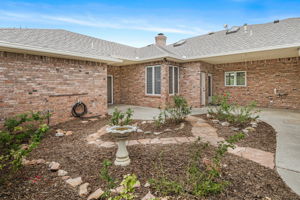 205 S Timbercreek Dr 07