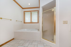 205 S Timbercreek Dr 18