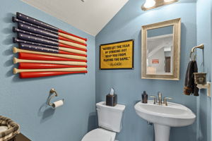 Bonus Room 1/2 Bath