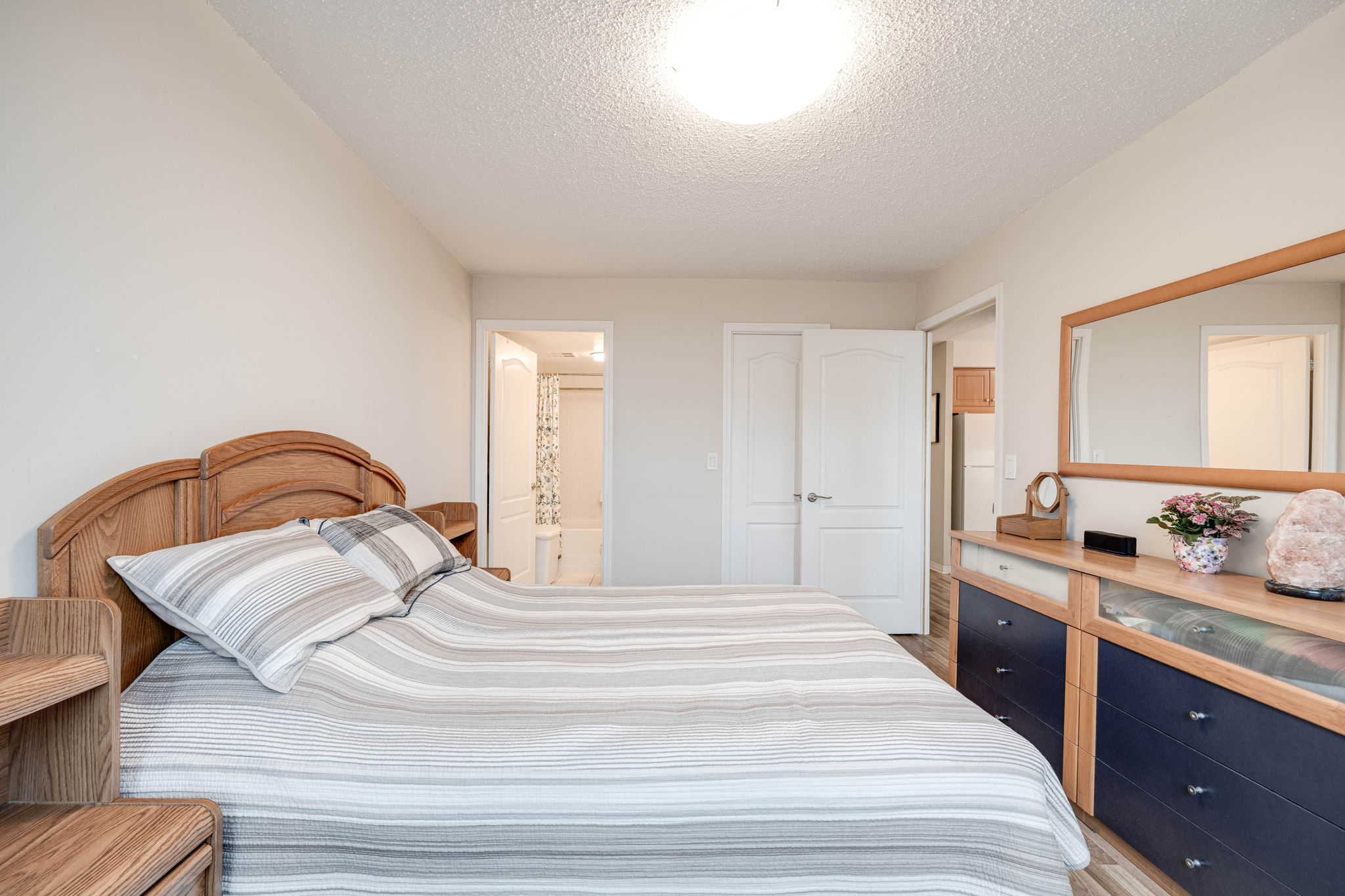 Toronto property showcase — delivered property photograph 23