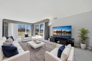 _DSC0514 virtually staged.jpeg