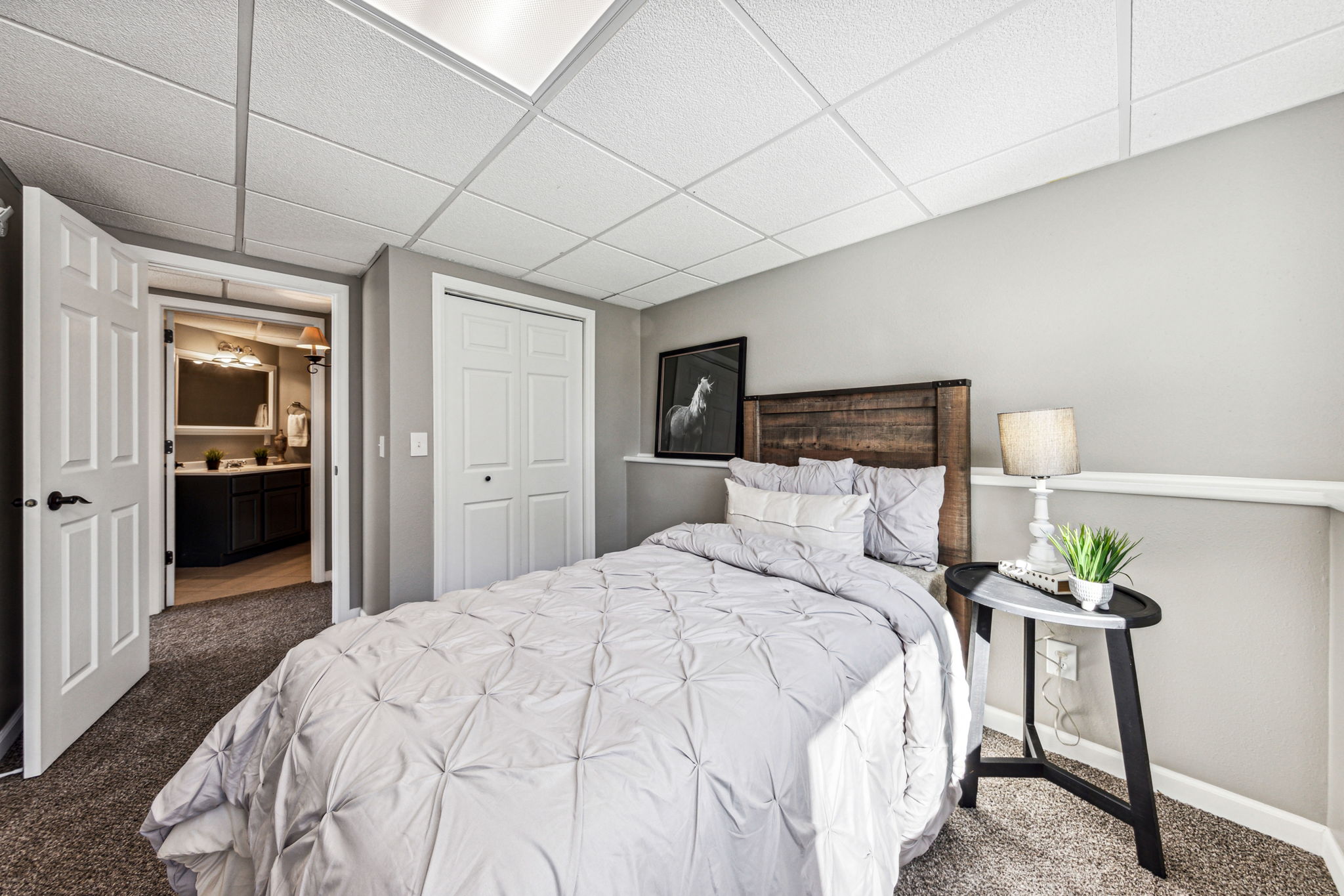 16_Interior