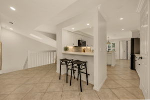 Breakfast Bar - Kitchen