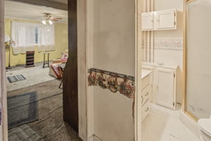  Photo 25
