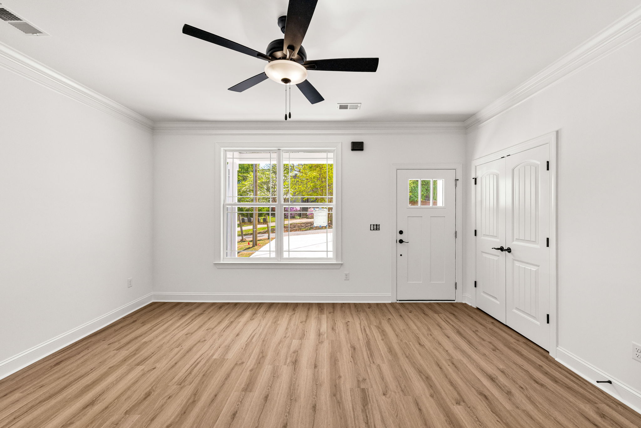 205 Wildwood Drive-5