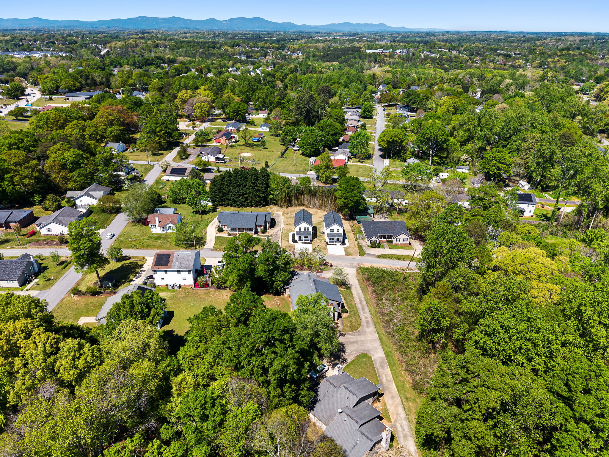 205 Wildwood Drive-30