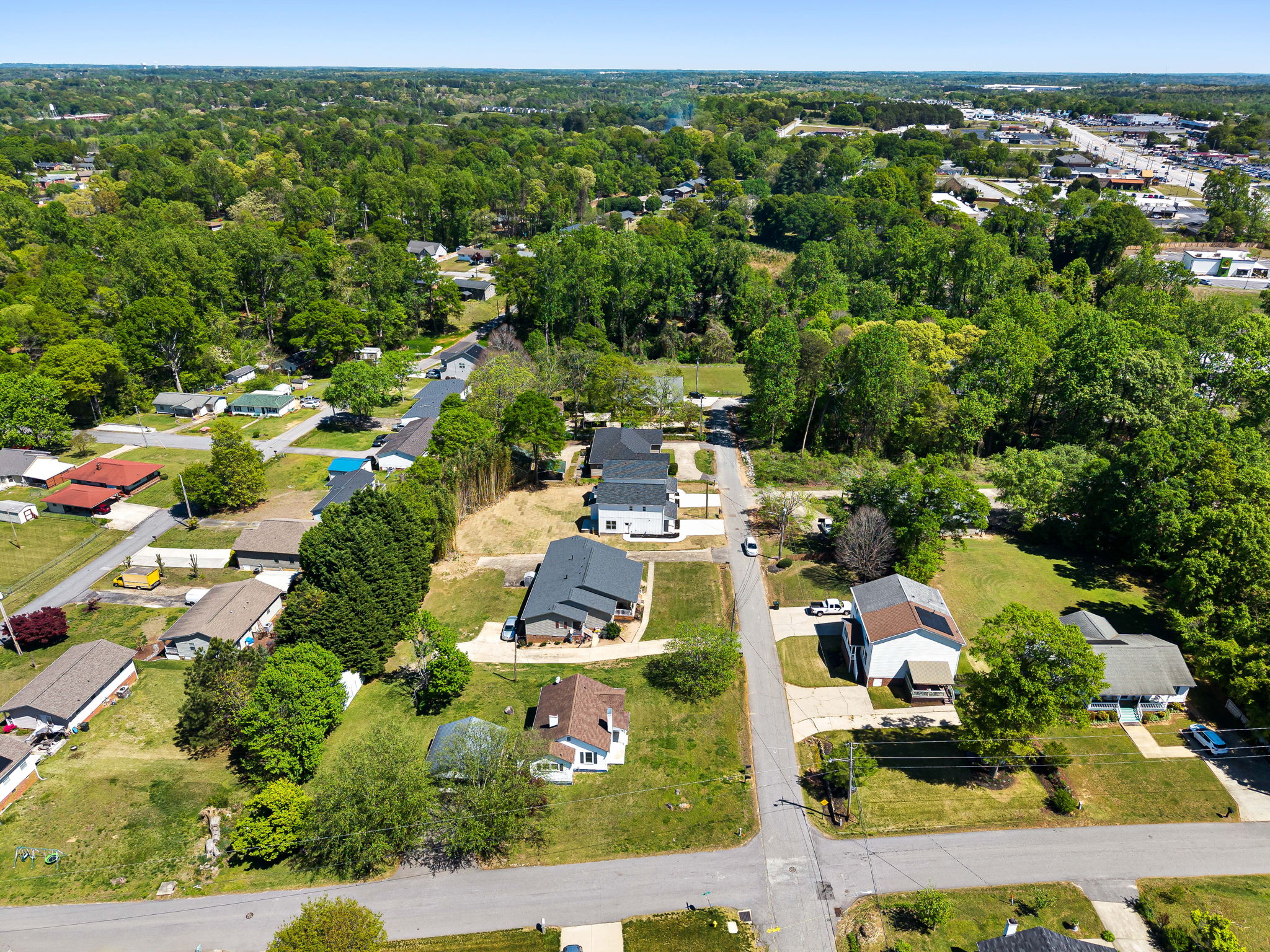 205 Wildwood Drive-31