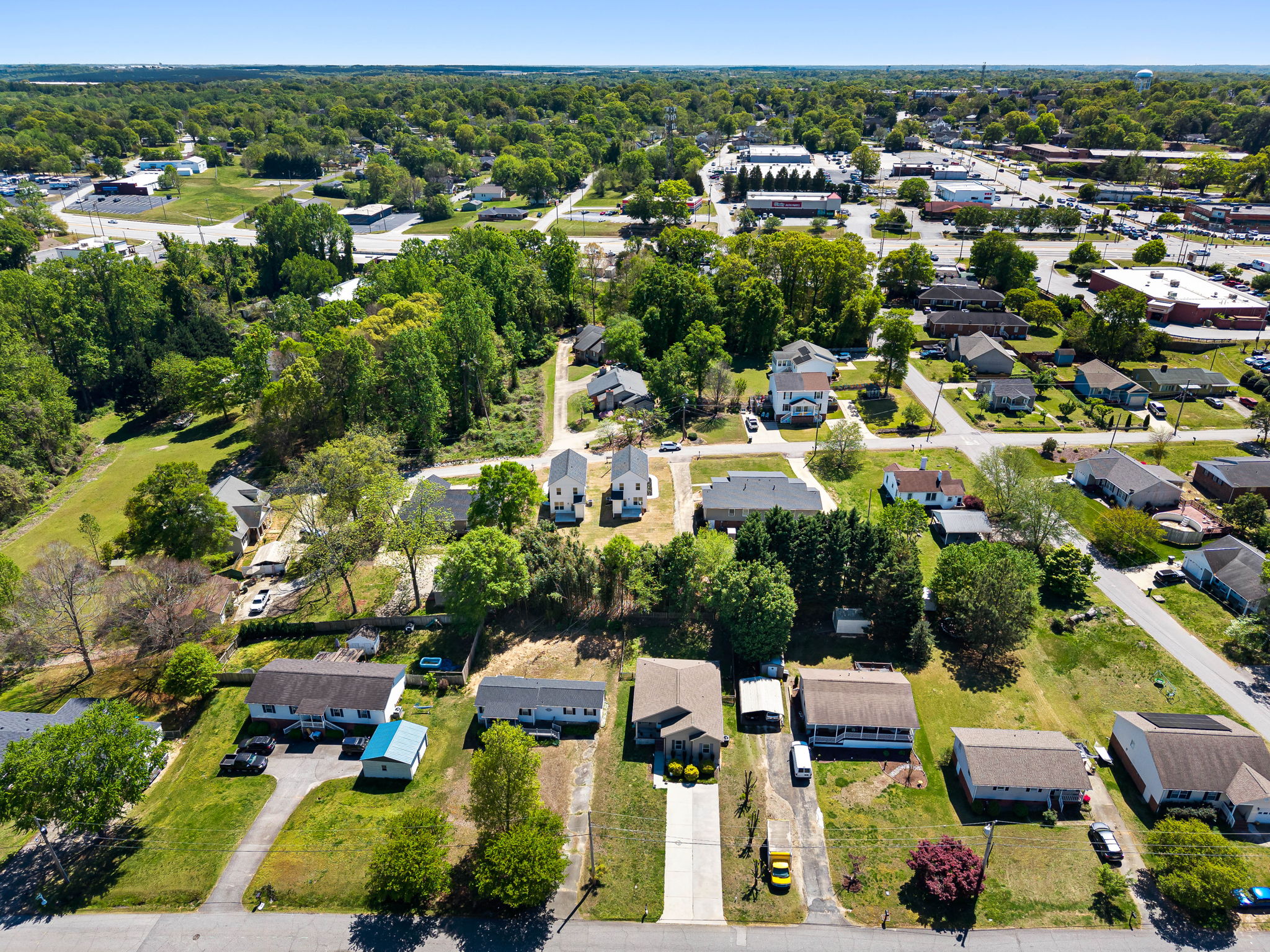 205 Wildwood Drive-32