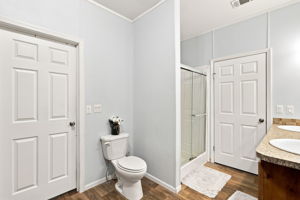  Photo 49