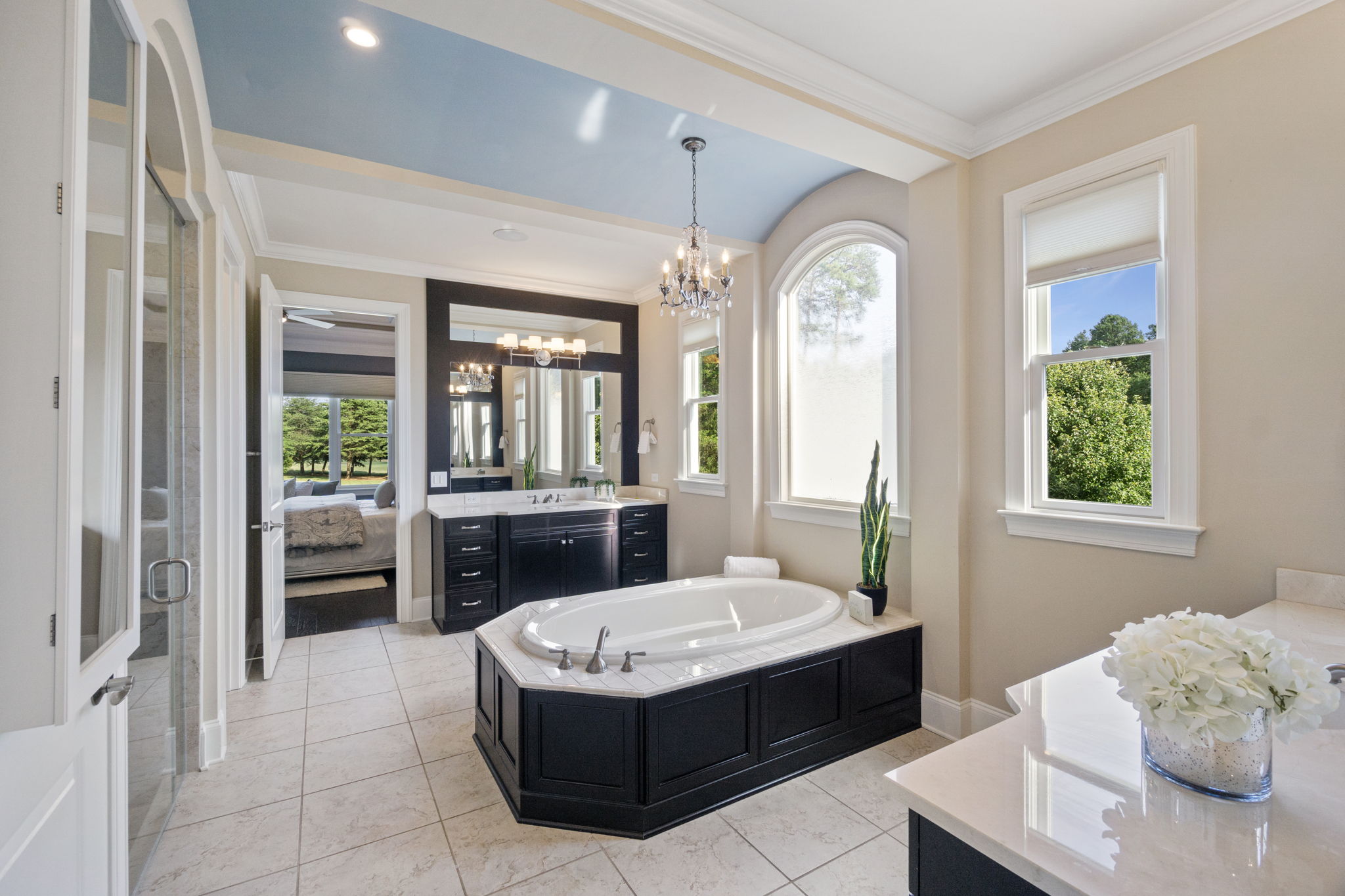 06 - 2051 Brawley School Rd - Primary Bth (2)