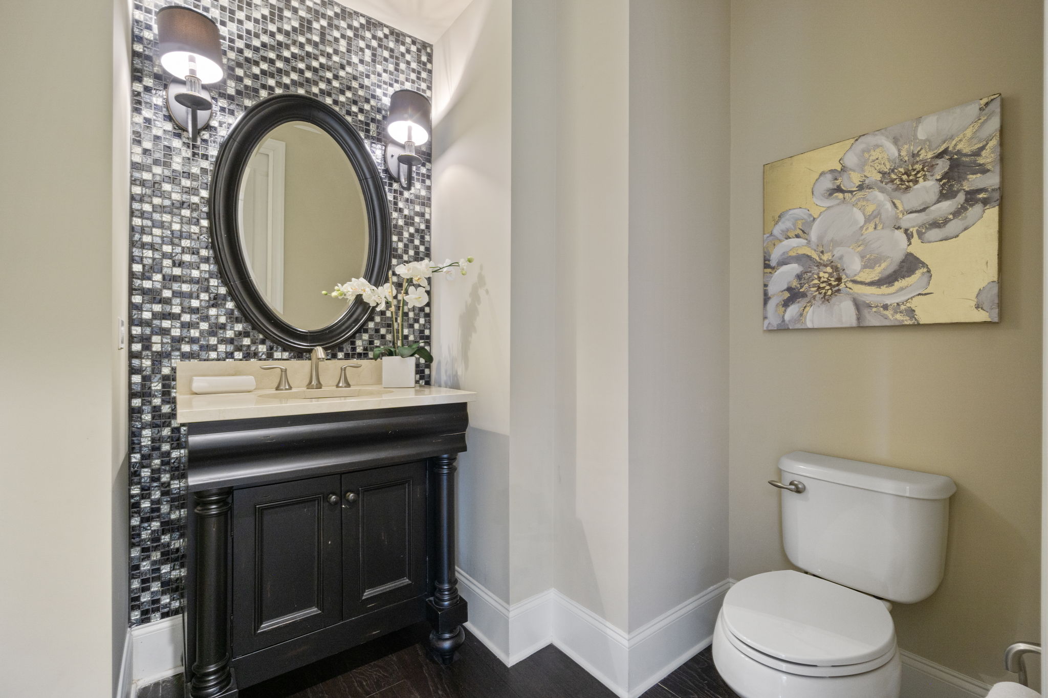 08 - 2051 Brawley School Rd - Halfbath